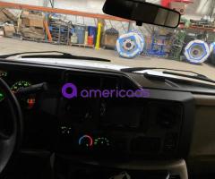 FORD ECONOLINE E450 SUPER DUTY CUTAWAY VAN - 9