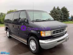 Ford Econoline E-350 XL Passenger Van