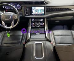 GMC Yukon XL Denali 6.2L V8 / 2023 - 5